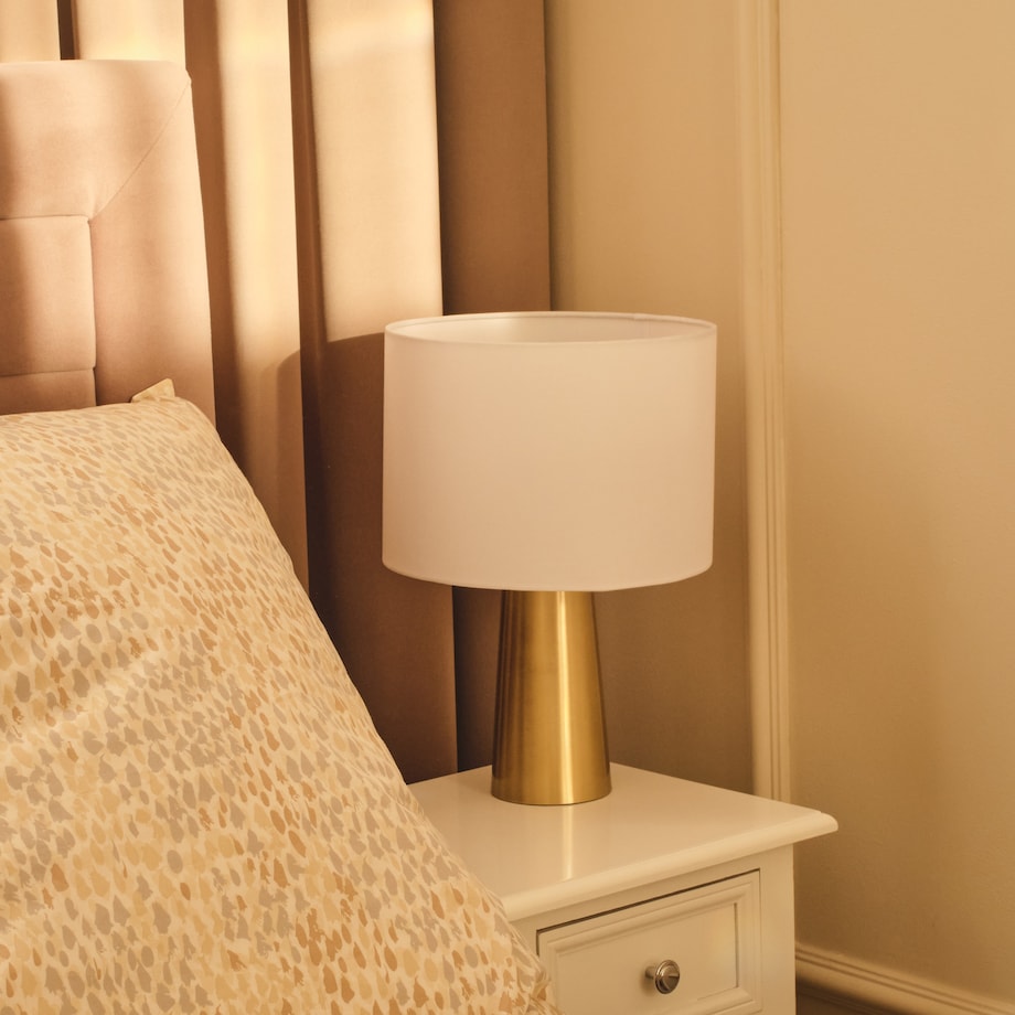 Lampa Stołowa Saude