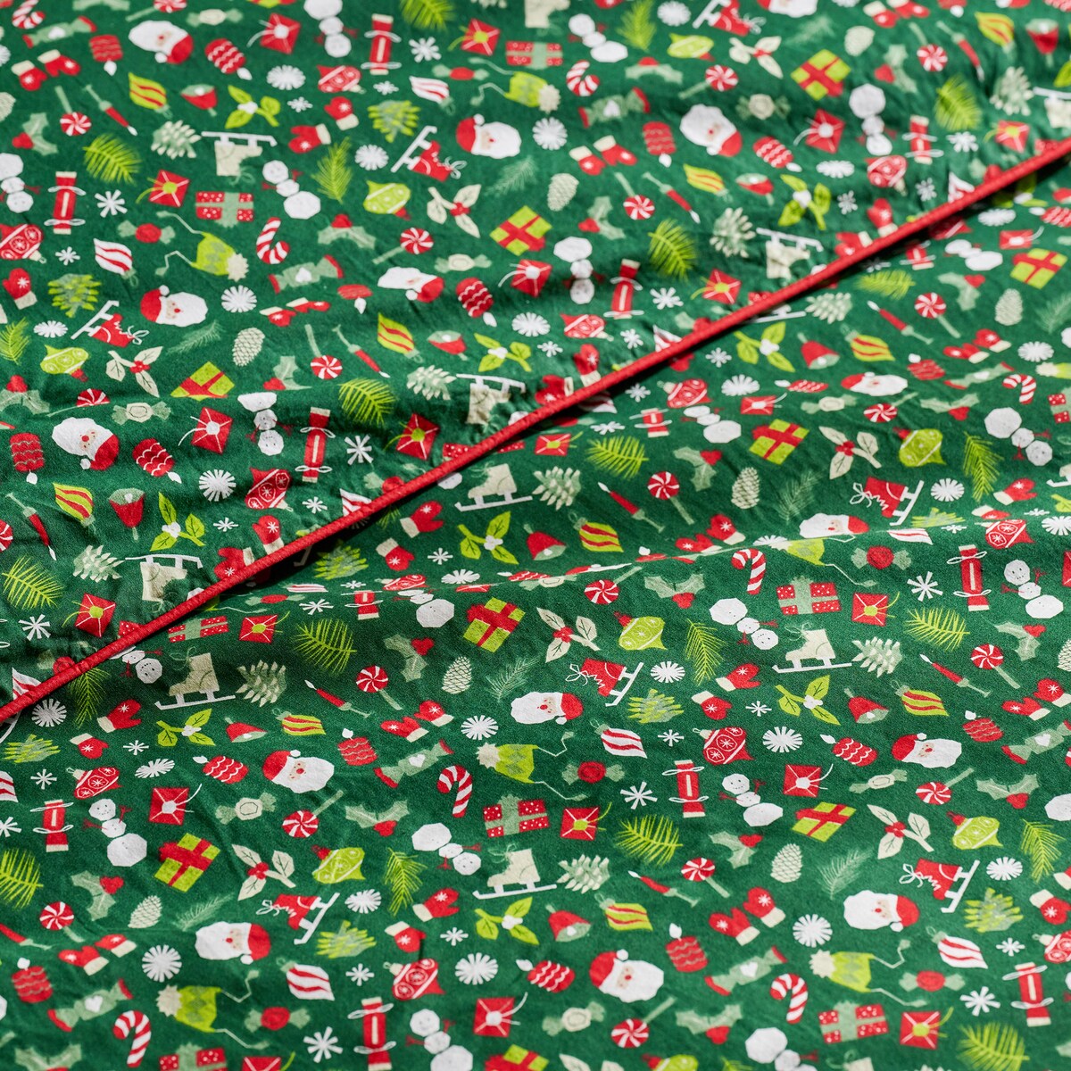 Pościel bawełniana z lamówką Festio 160x200 cm z motywem mikołaja