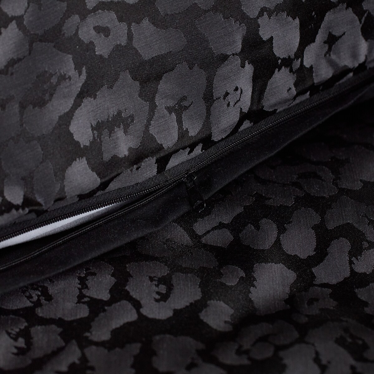 Pościel Żakardowa Pantero 200x220 cm z motywem zwierzęcym