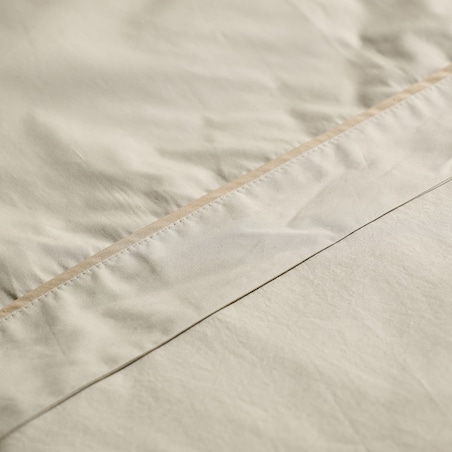 Jednokolorowa pościel z perkalu z lamówką Perlamo 140x200 cm