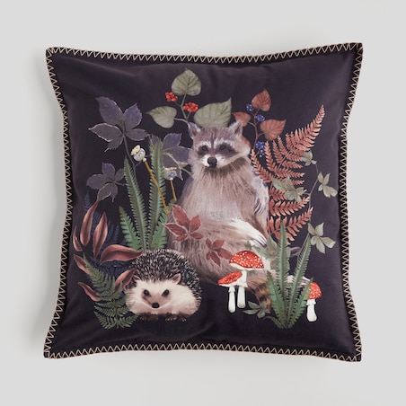 Poszewka Drukowana Wildes hedgehog 45x45 cm z motywem zwierząt leśnych
