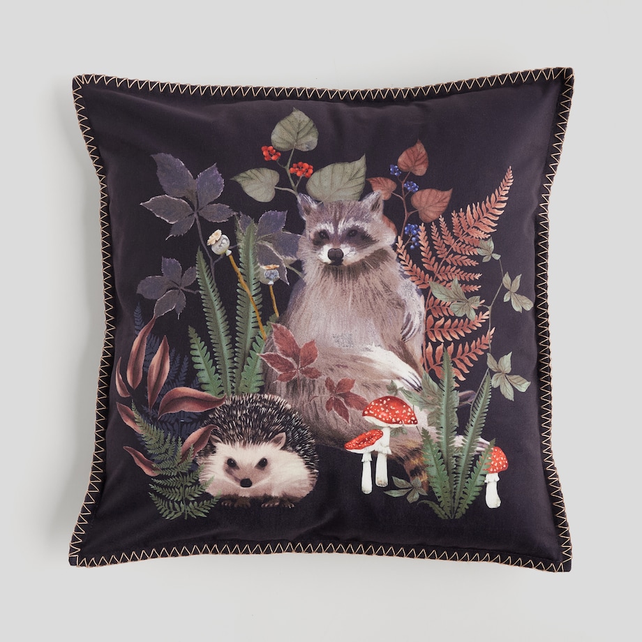 Poszewka Drukowana Wildes hedgehog 45x45 cm z motywem zwierząt leśnych