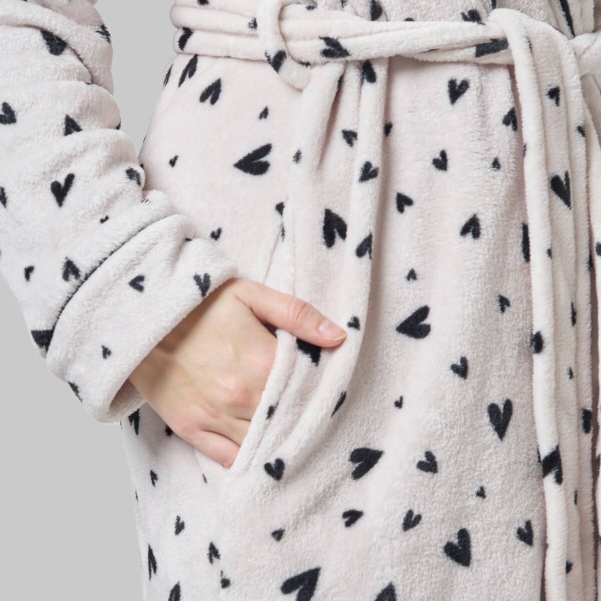 Szlafrok Malorina z motywem serc