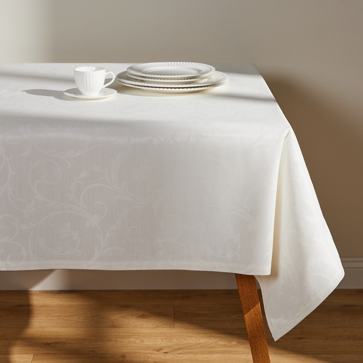 Obrus Żakardowy Avenis 130x180 cm z motywem arabeski