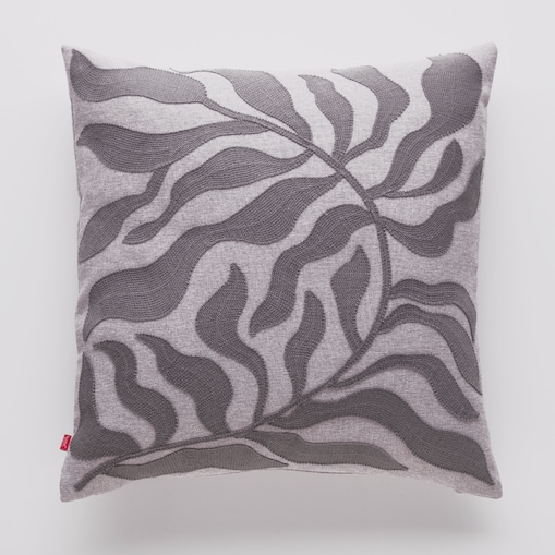 Poszewka Haftowana Kamea 45x45 cm z motywem roślinnym