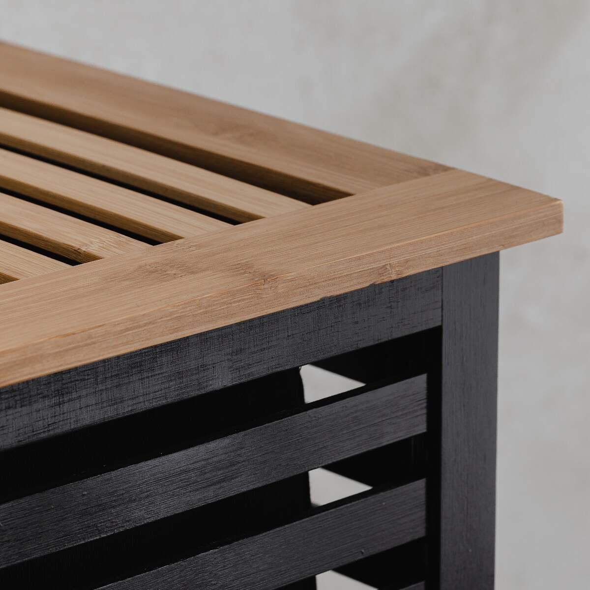 drewniany kosz na pranie woodello