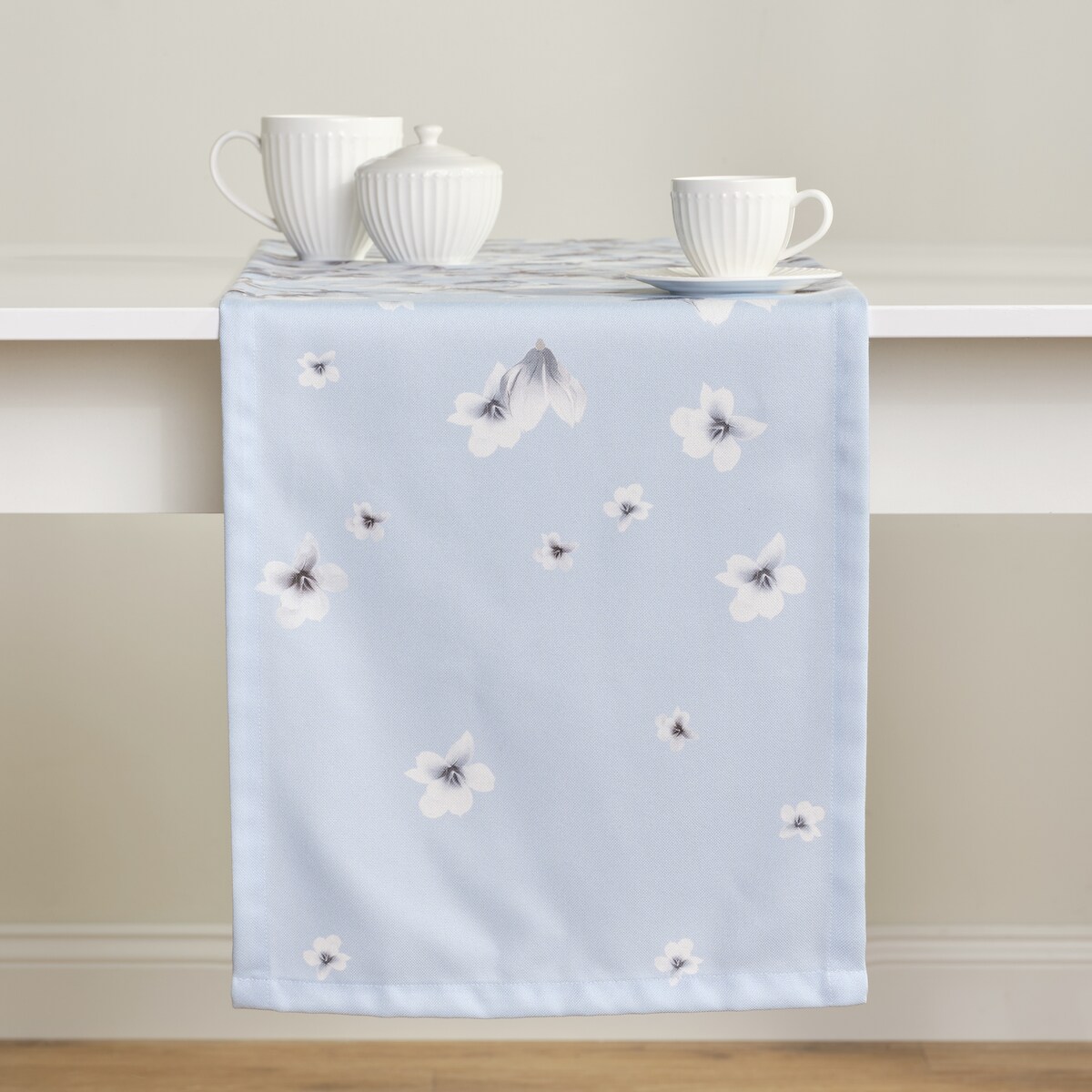 Bieżnik z nadrukiem Fladis 35x180 cm z wzorem kwiatowym