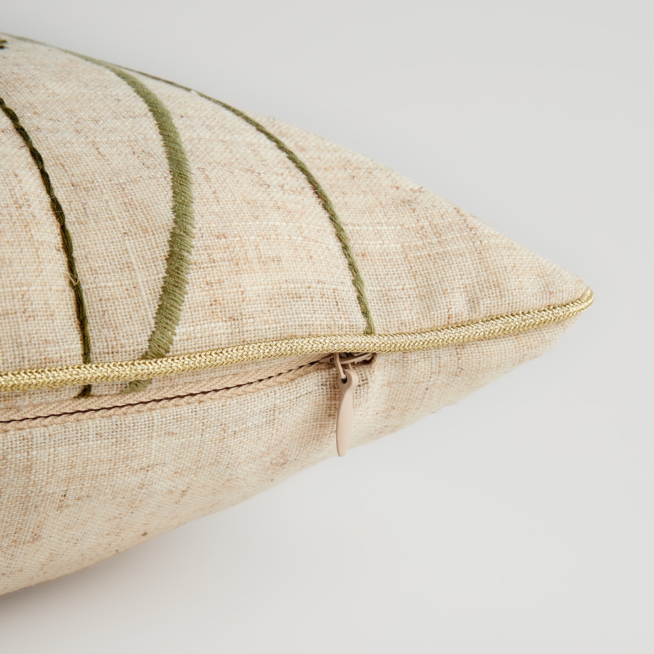 Poszewka Haftowana Beebee 45x45 cm z motywem zwierzęcym