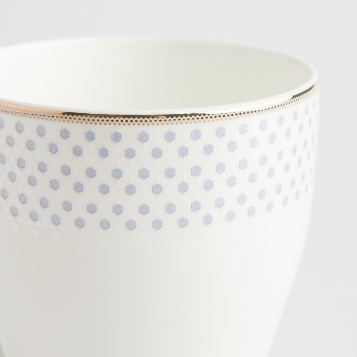 Kubek Cadena z motywem geometrycznym