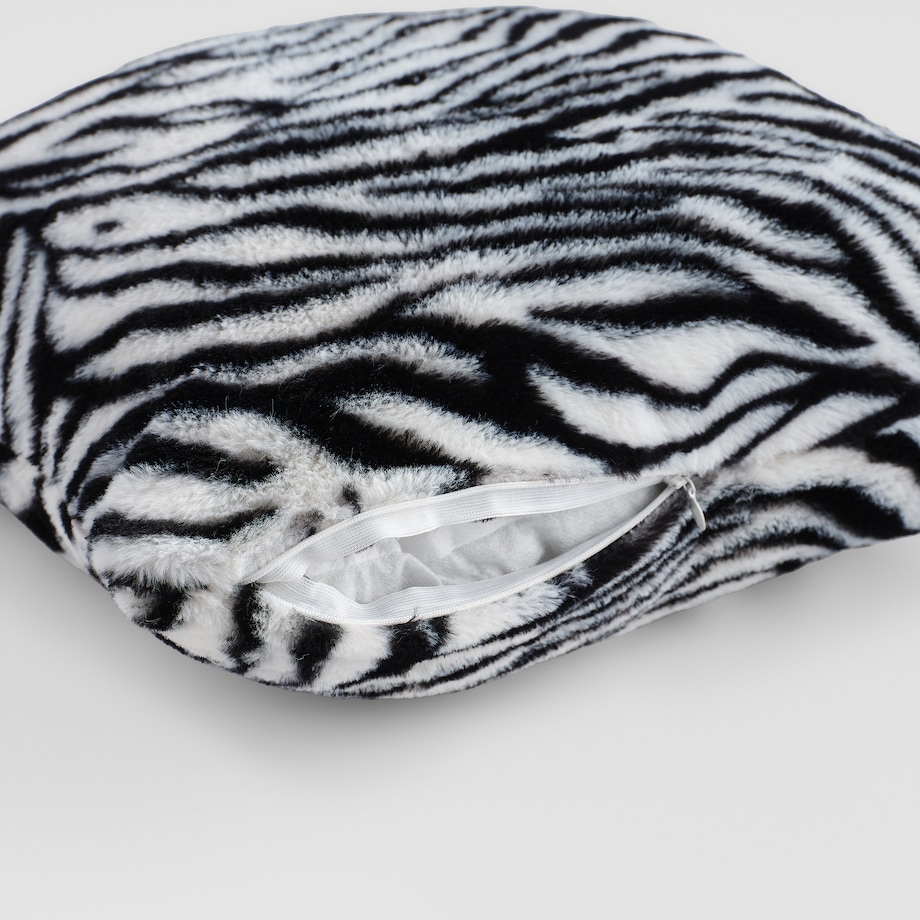 Poszewka Futrzana Zebrini 45x45 cm z motywem zwierzęcym