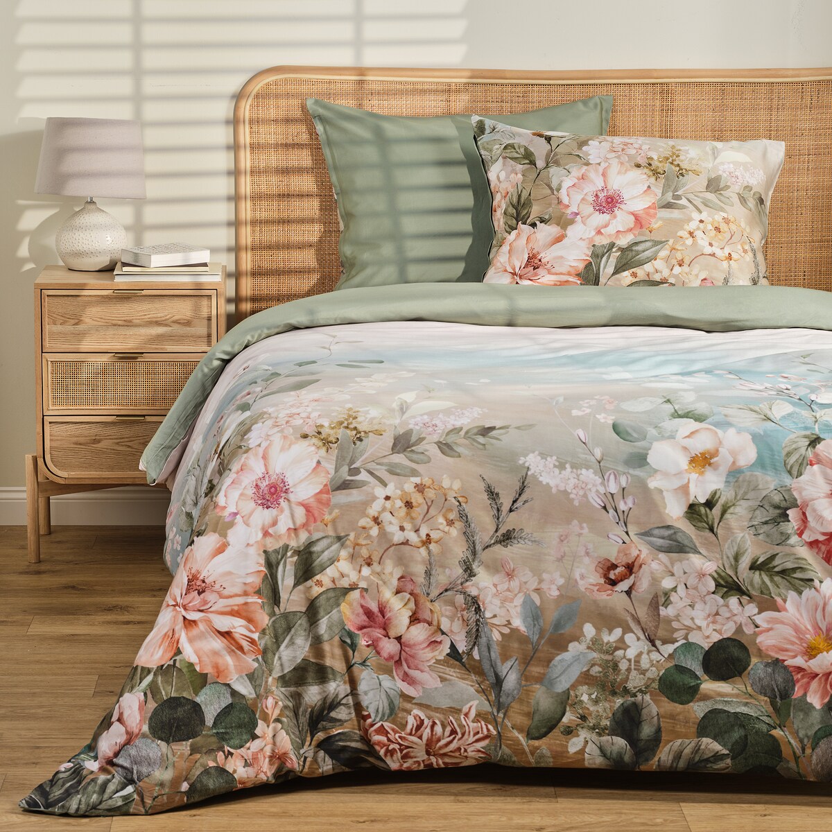 Pościel z bawełny satynowej Sunpala 200x220 cm z motywem kwiatowym