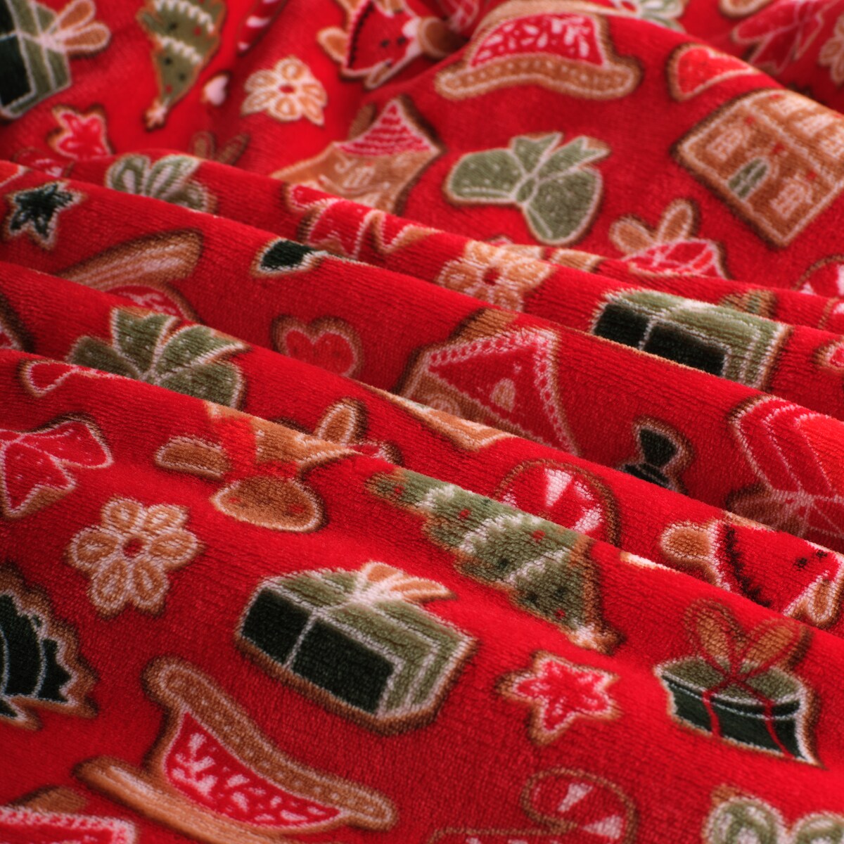 Ponczo Ginno z motywem piernika