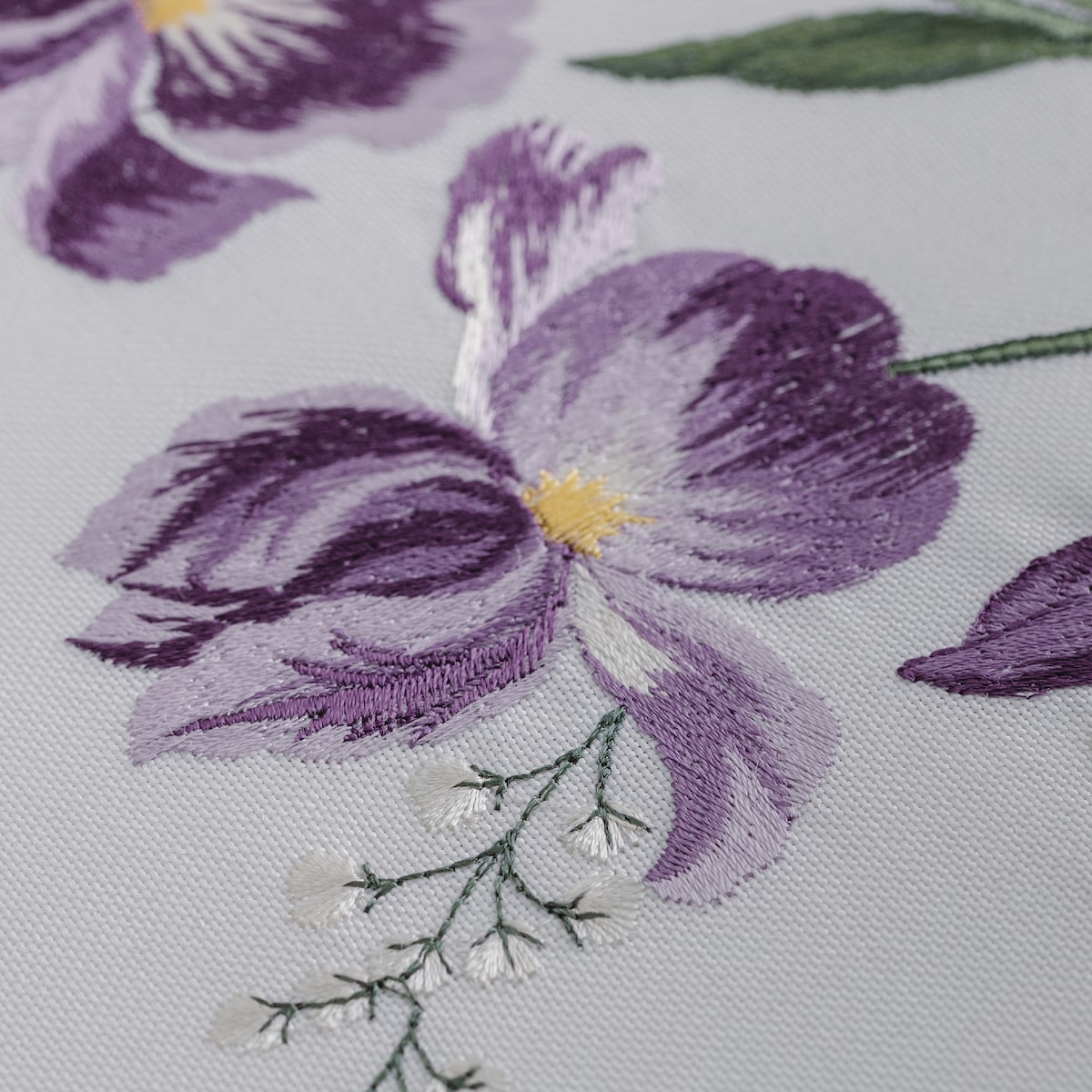 Serweta Luya 80x80 cm z motywem kwiatowym