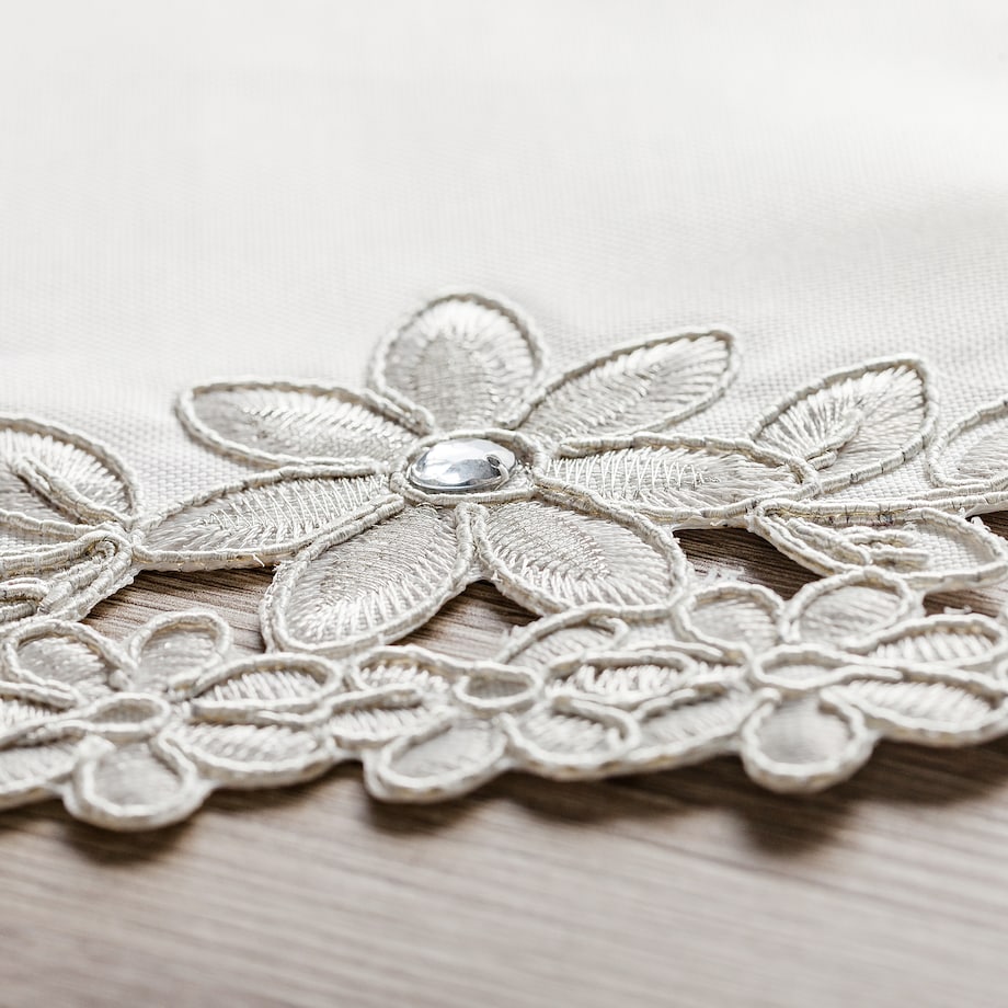 Bieżnik Adelaida2 35x174 cm z motywem kwiatowym