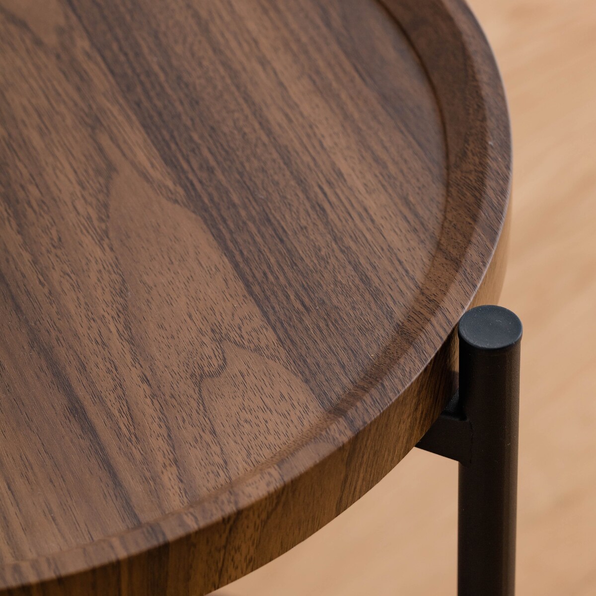 Stolik na kółkach sides