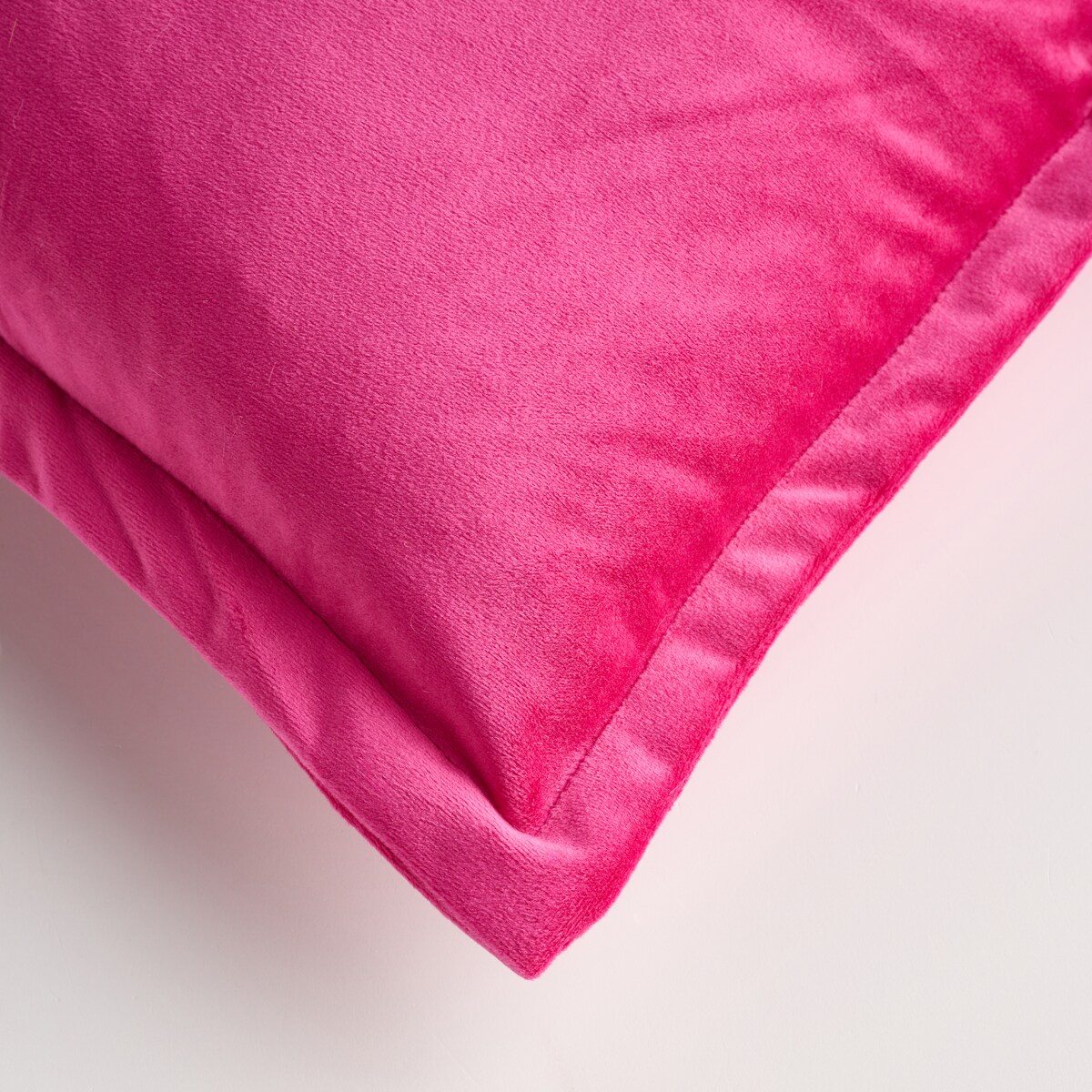 Poszewka Welwetowa Vicenzo 45x45 cm w kratę