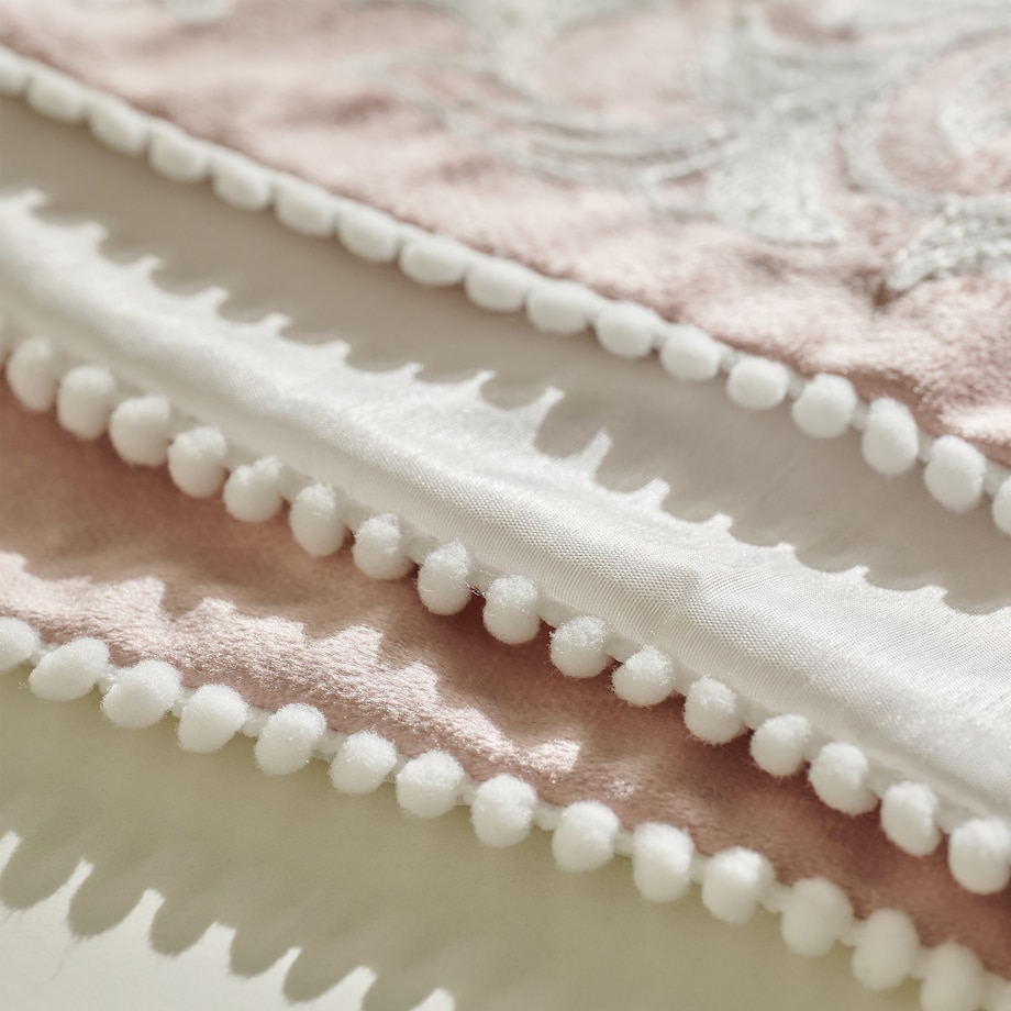 Bieżnik Haftowany Blando 45x180 cm z motywem królika