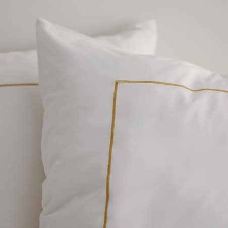 Pościel Haftowana Pelana 160x200 cm