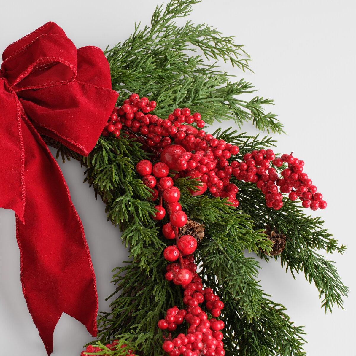 Wianek Inge z motywem roślinnym