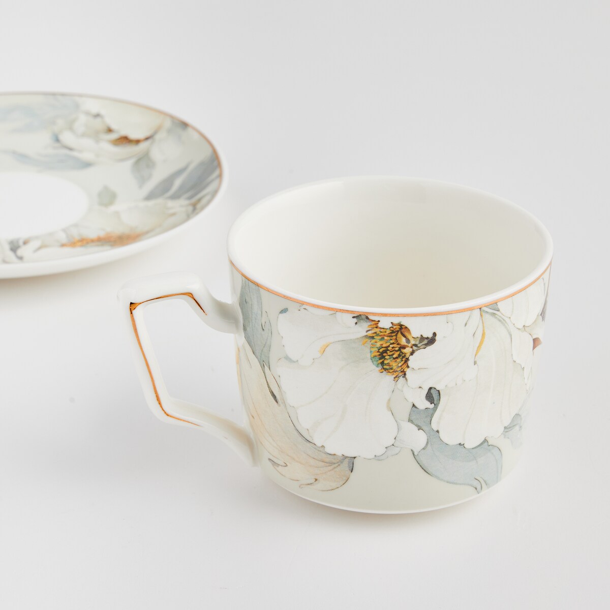 Filiżanka Ze Spodkiem Luca z motywem kwiatowym