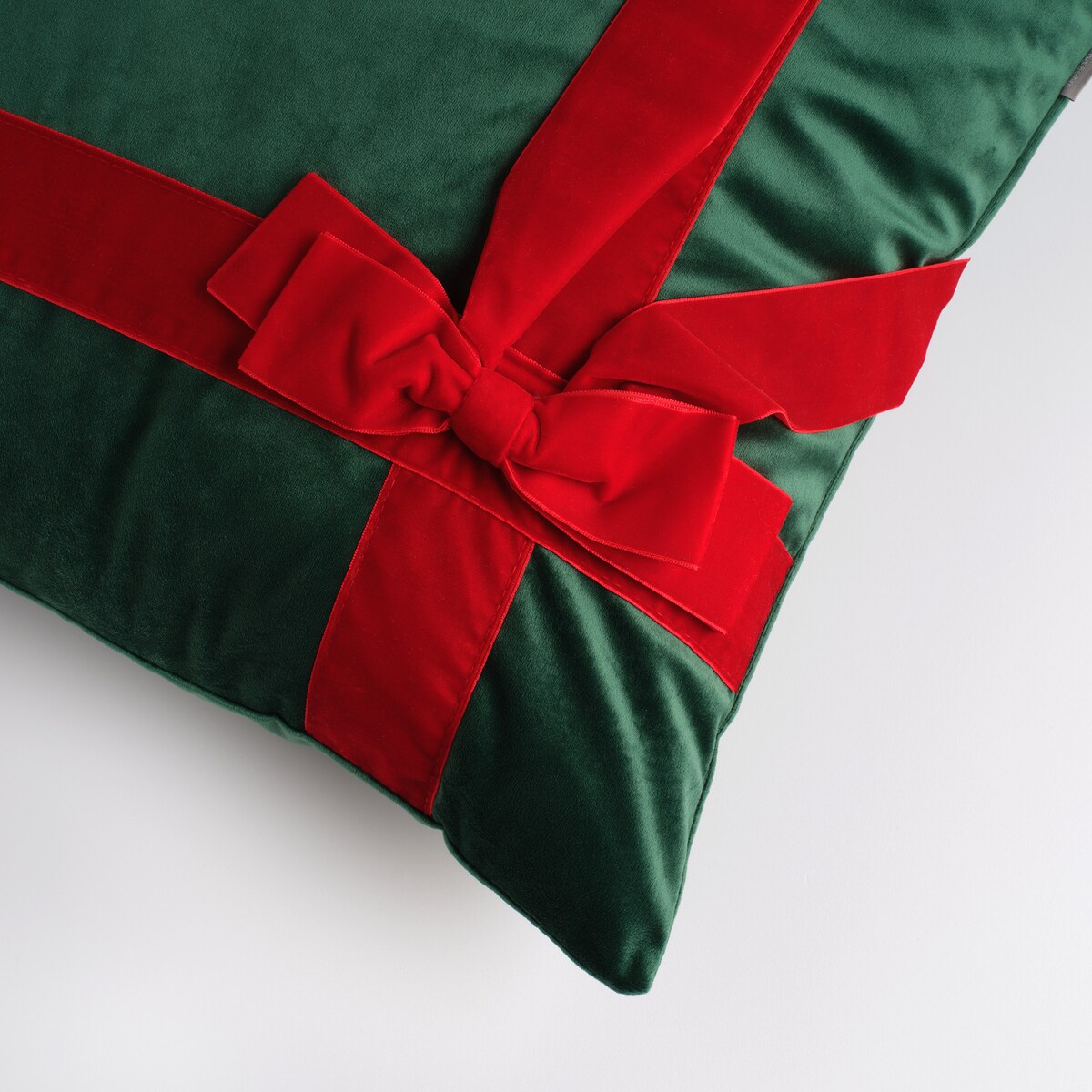 Poszewka dekoracyjna Chicbow 45x45 cm