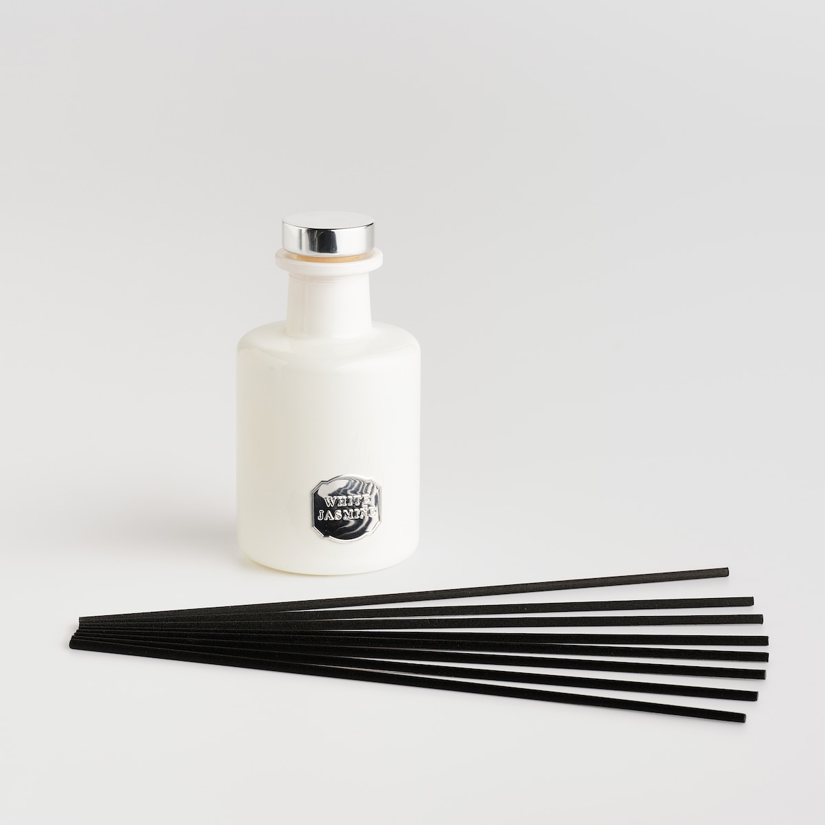 Dyfuzor zapachowy z patyczkami Lea 100 ml