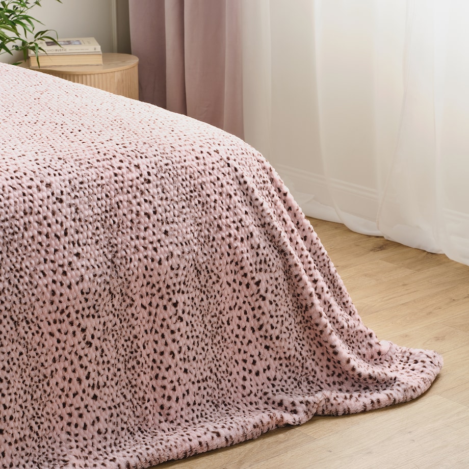 Jednokolorowa futrzana narzuta na łóżko Siman 180x220 cm