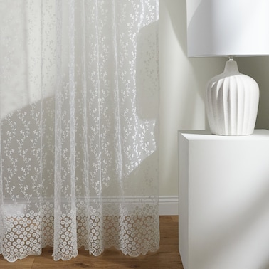 Firana haftowana Lokos 140x250 cm z motywem kwiatowym