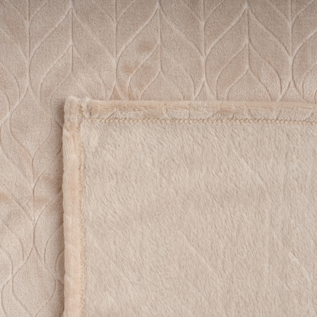 Jednokolorowy koc z wytłoczonym wzorem Violineos 150x200 cm z motywem arabeski