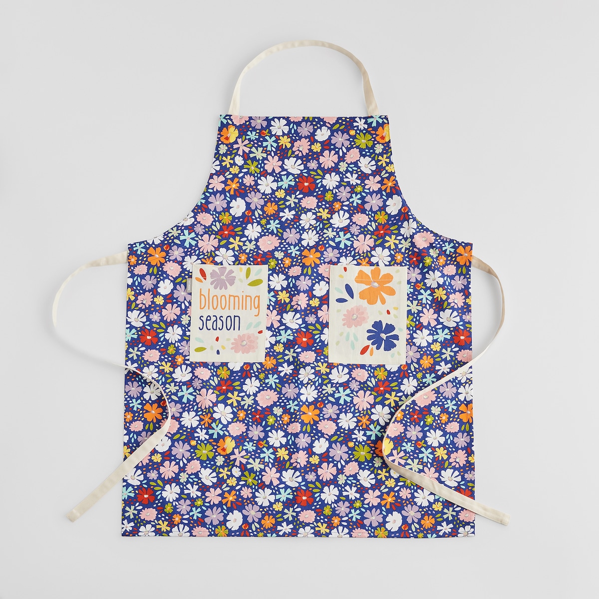 Fartuch Bloomi 70x85 cm z motywem kwiatowym