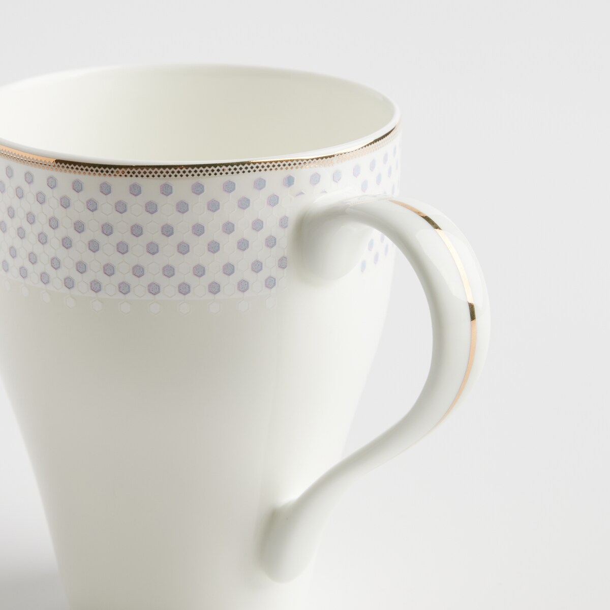 Kubek Cadena z motywem geometrycznym