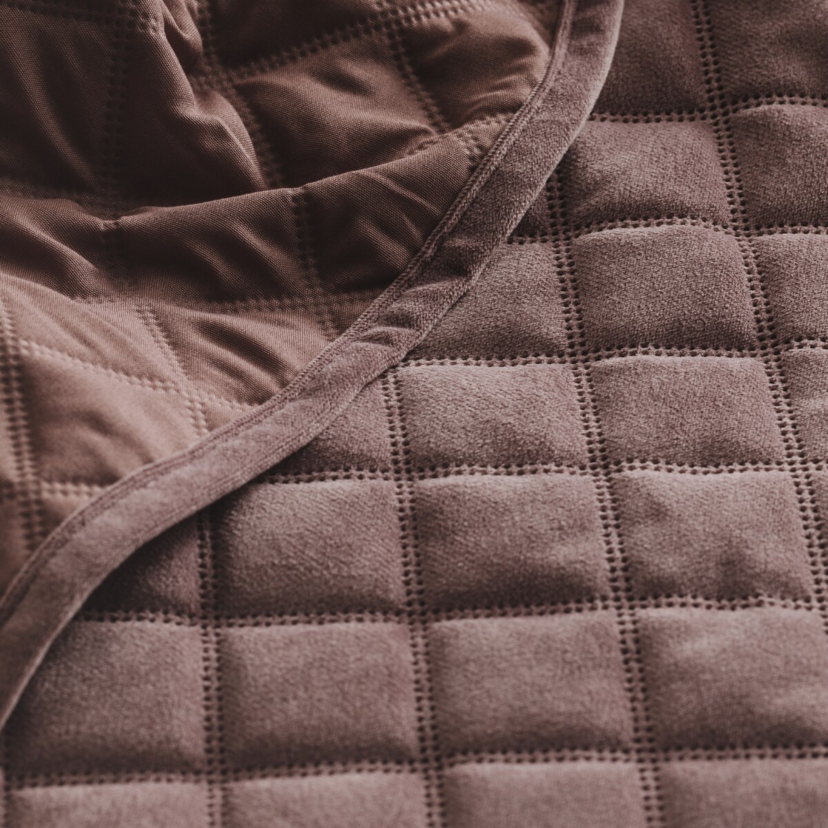 Narzuta Welwetowa w Wytłaczany Geometryczny Wzór Mismi 200x220 cm