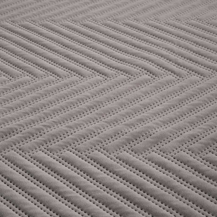 Jednokolorowa narzuta na łóżko z wytłoczonym wzorem Malonis 200x220 cm