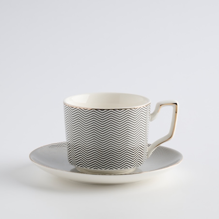 Filiżanka Ze Spodkiem Samjon z motywem geometrycznym