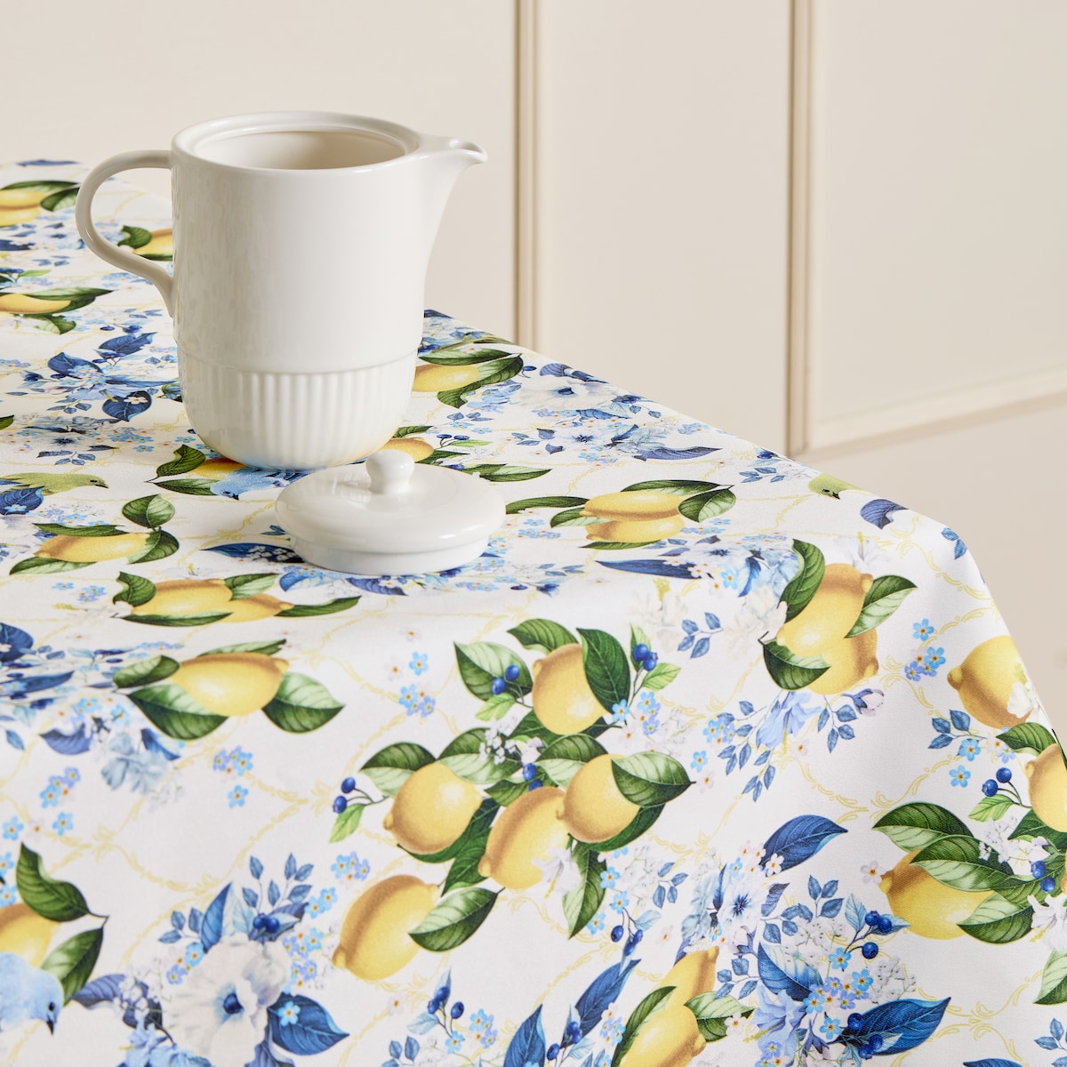 Obrus z nadrukiem Lemondi 150x220 cm z motywem owoców