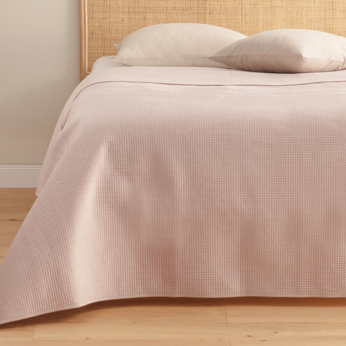 Narzuta Welwetowa w Wytłaczane Drobne Kropki Pontoso 240x260 cm