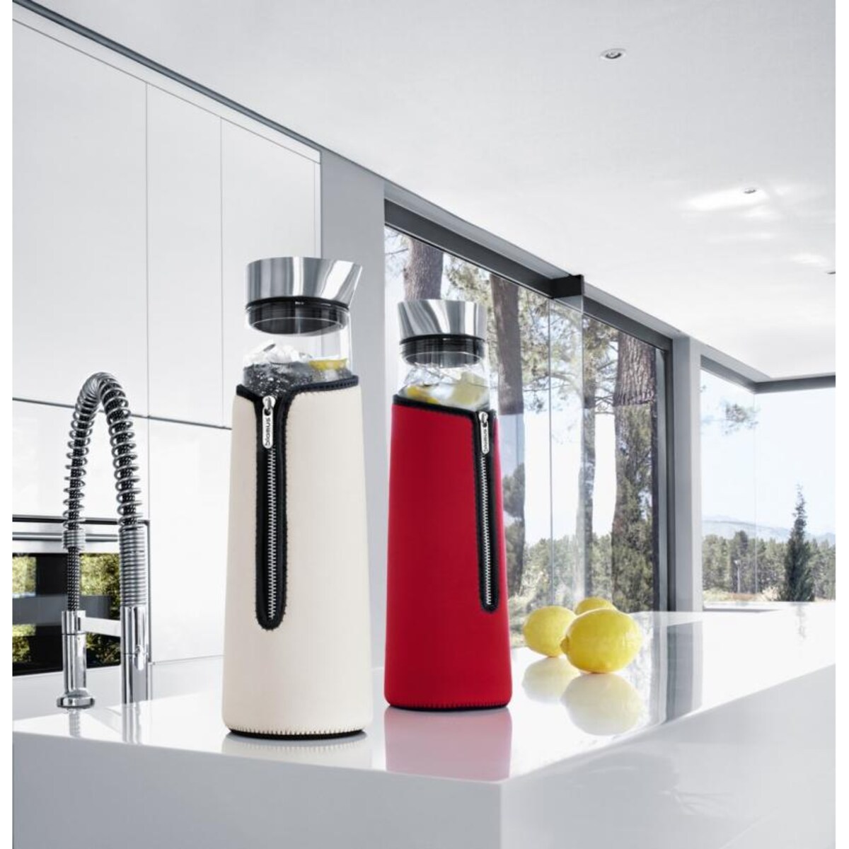 Pokrowiec termoizolacyjny AQUA - czerwony, neopren, 1,5 l, 27,5x11 cm