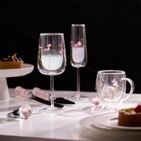 Filiżanka z podwójną ścianką i suszonymi kwiatami Florrissa z motywem kwiatowym