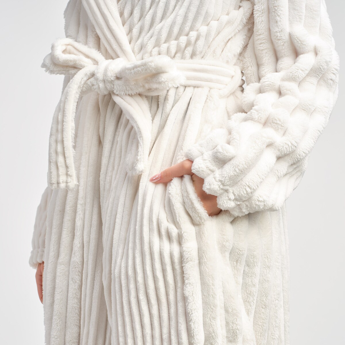 Szlafrok Divite z motywem geometrycznym