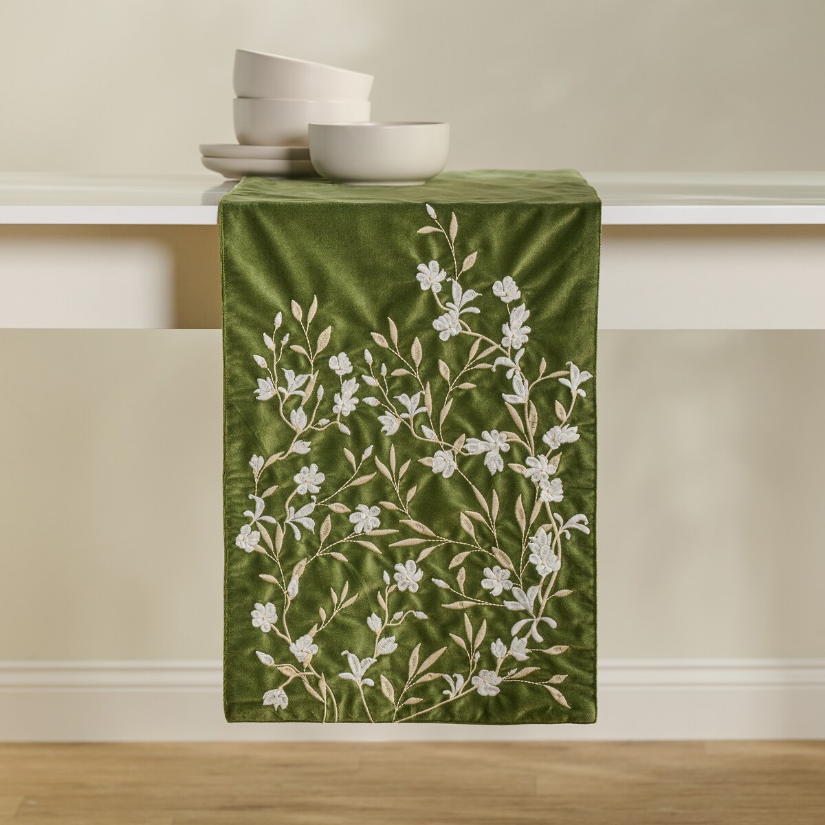 Bieżnik Haftowany Inverness 35x180 cm z motywem kwiatowym