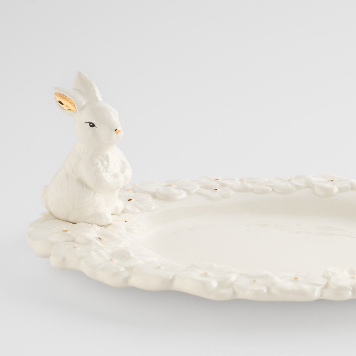 Patera Bellissima oval z motywem kwiatowym i królika