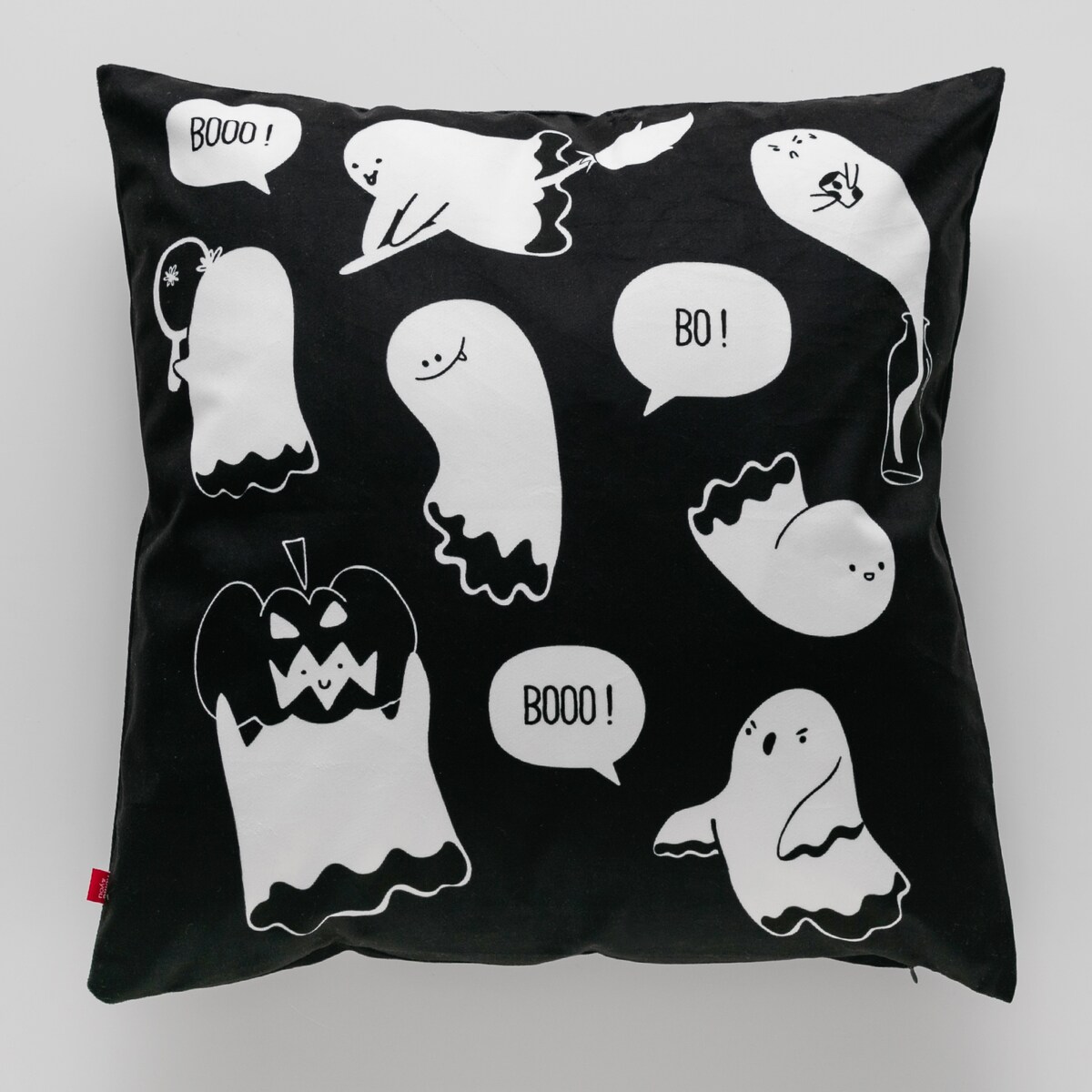 Poszewka Ghosty 45x45 cm