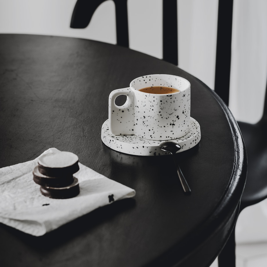 Filiżanka Ze Spodkiem Akamira w groszki