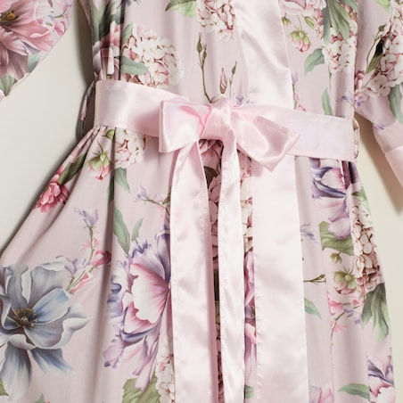 Szlafrok Tensianis z motywem kwiatowym