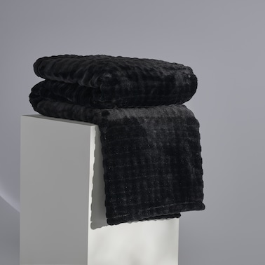 Jednokolorowy koc z wytłoczonym wzorem Operta 150x200 cm