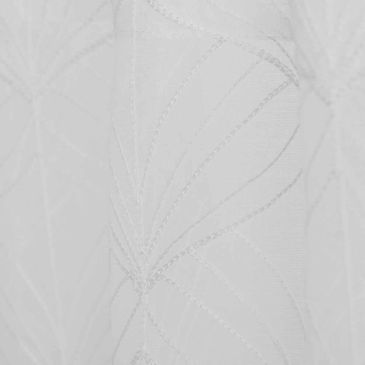 Firana Cesme 140x250 cm z motywem geometrycznym