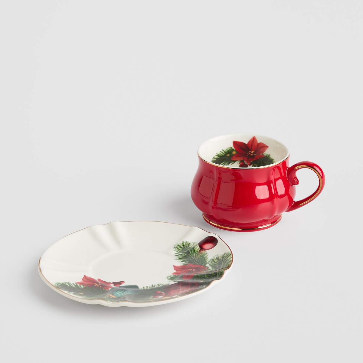 Filiżanka Ze Spodkiem Miravella z motywem choinki