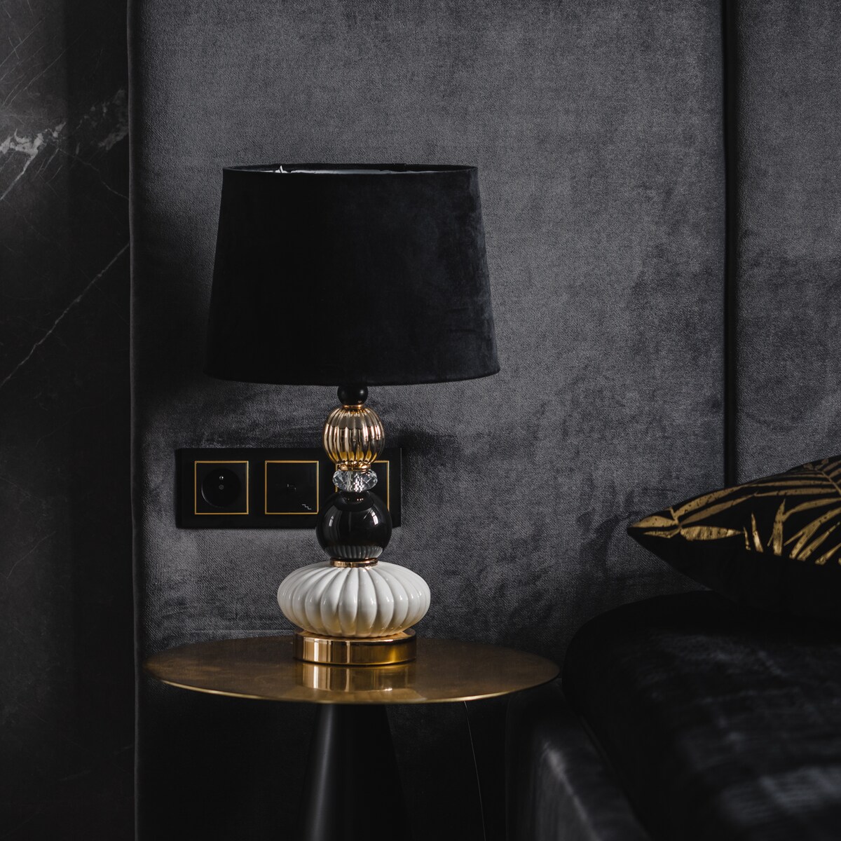 Lampa Stołowa Nefretti