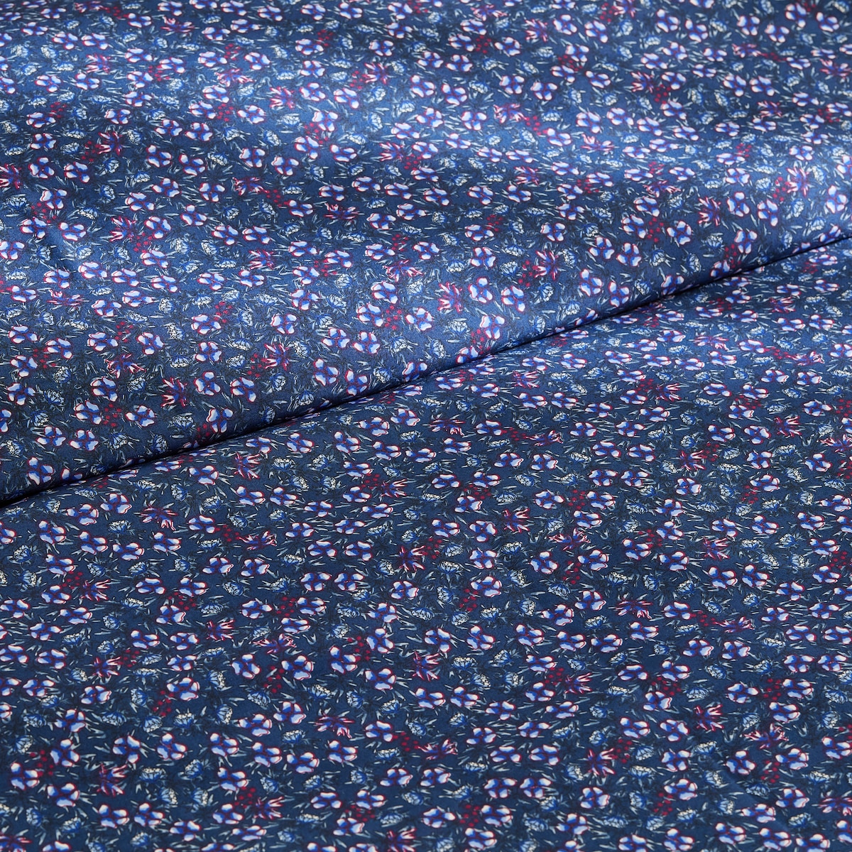 Komplet pościeli z mikrofibry Drobilis 160x200 cm z 2 poszewkami 70x80