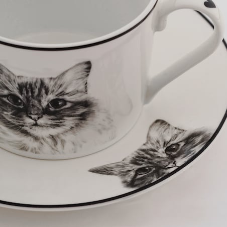Filiżanka ze spodkiem z kotem Kittie z motywem zwierzęcym